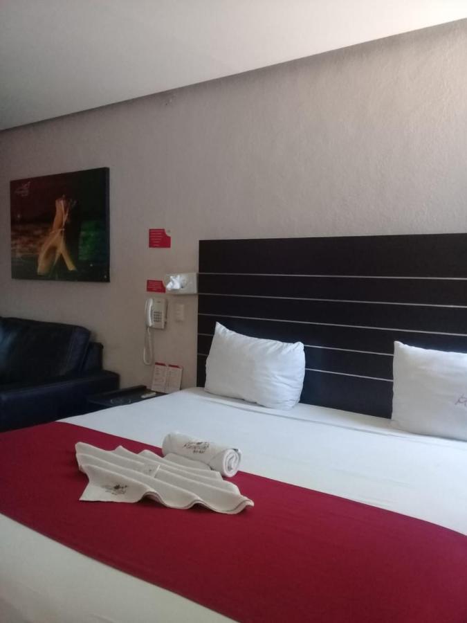 Auto Hotel Las Maravillas Santa Cruz Xoxocotlán Exteriér fotografie