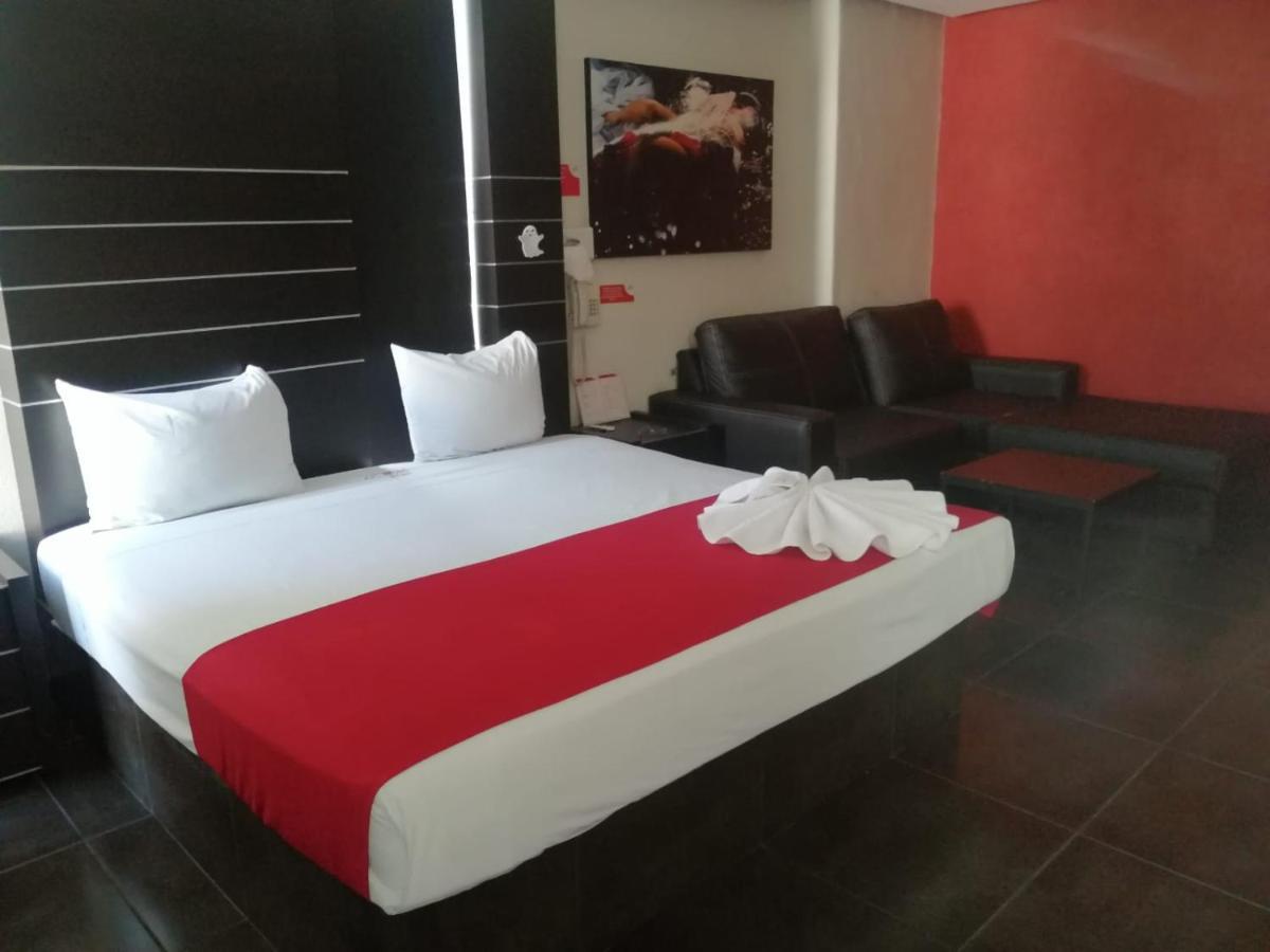 Auto Hotel Las Maravillas Santa Cruz Xoxocotlán Exteriér fotografie