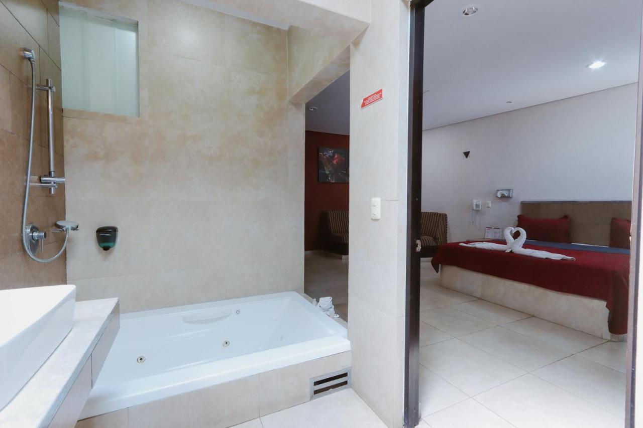 Auto Hotel Las Maravillas Santa Cruz Xoxocotlán Exteriér fotografie