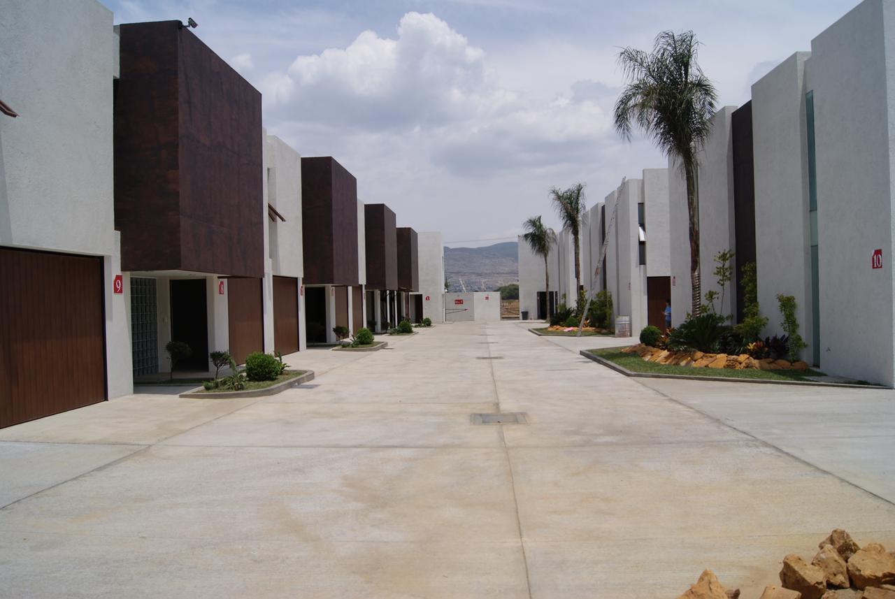 Auto Hotel Las Maravillas Santa Cruz Xoxocotlán Exteriér fotografie